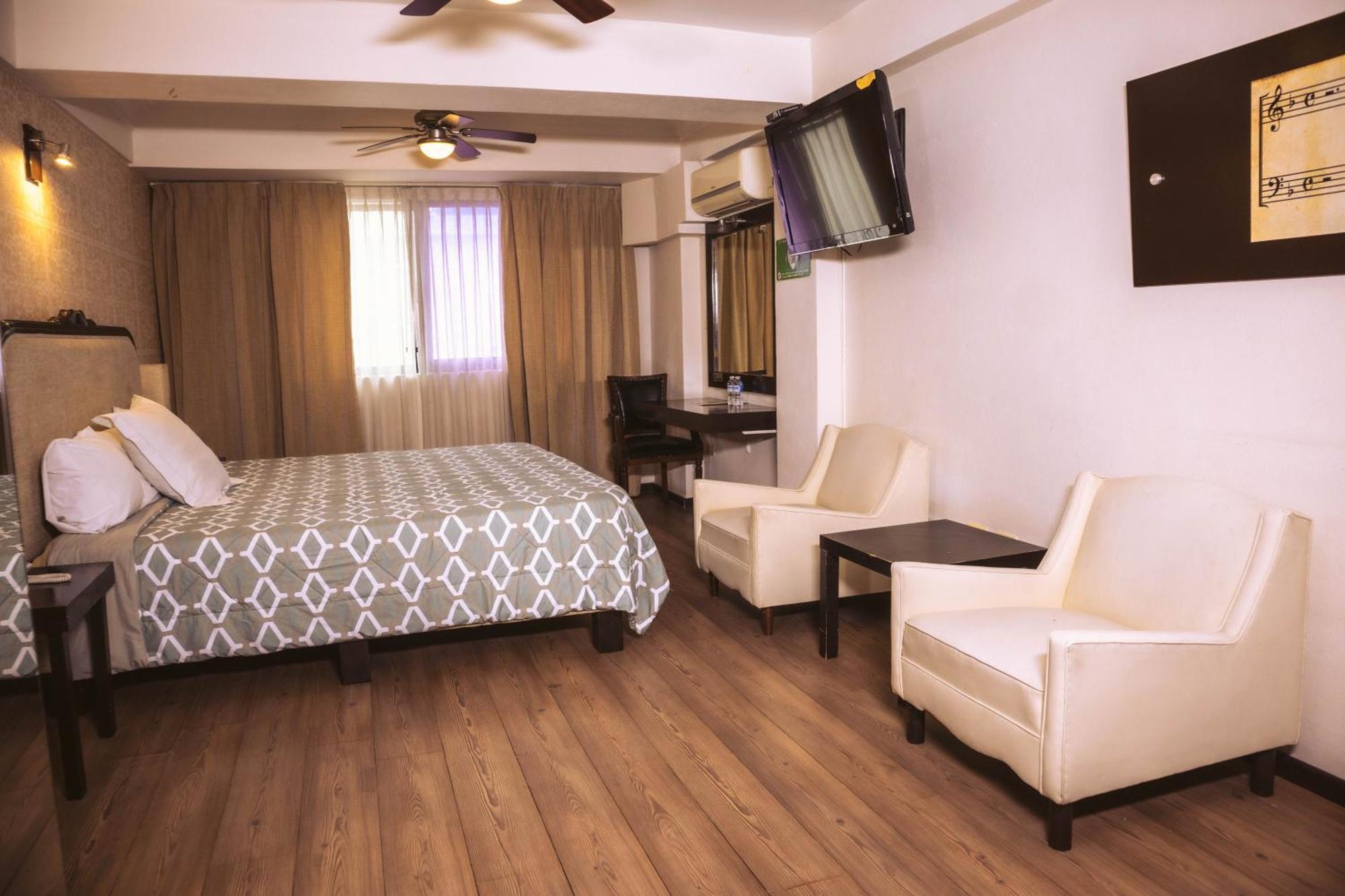 Hotel Clara Luna Xalapa Bagian luar foto