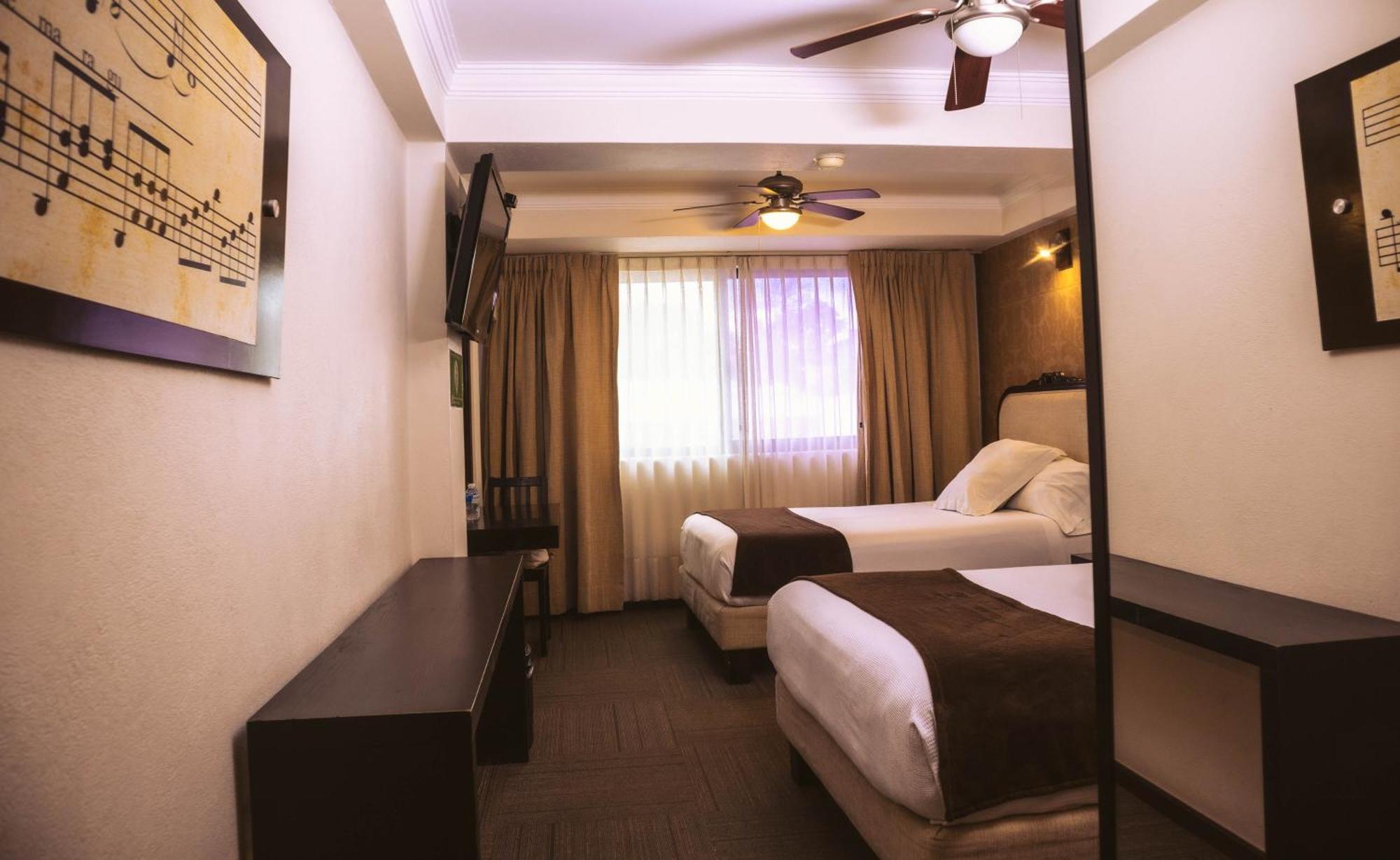 Hotel Clara Luna Xalapa Bagian luar foto
