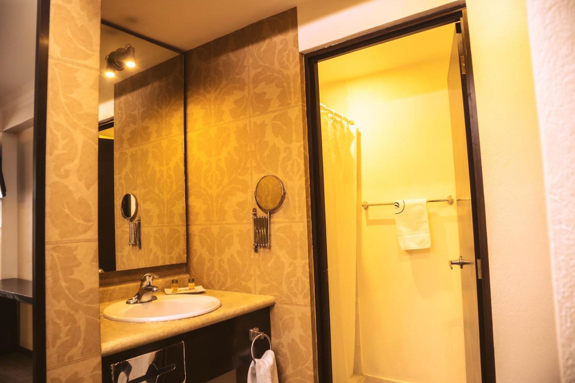 Hotel Clara Luna Xalapa Bagian luar foto