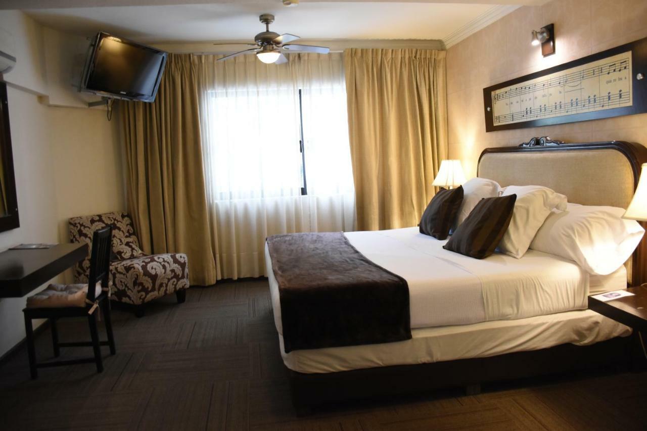 Hotel Clara Luna Xalapa Bagian luar foto